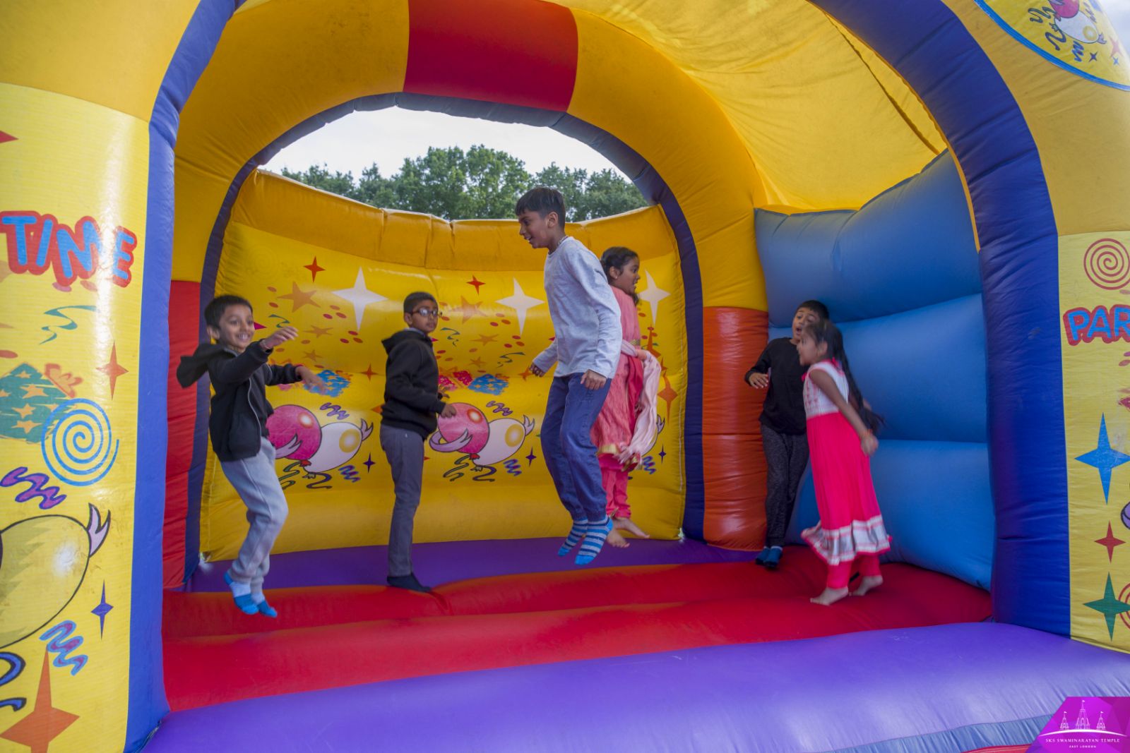 7D2A6990 copy - ©1987-2017 SKS Swaminarayan Temple East London